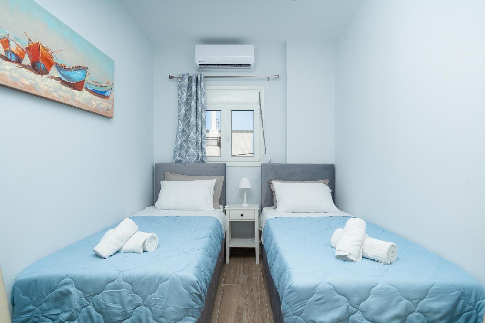 Artemis Bay Apartments Near Sea And Airport Eksteriør bilde